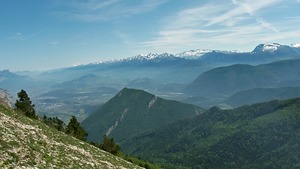 Avec vue *** sur Belledonne et le Mont-Blanc.